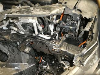 Volkswagen Passat GTE picture 25