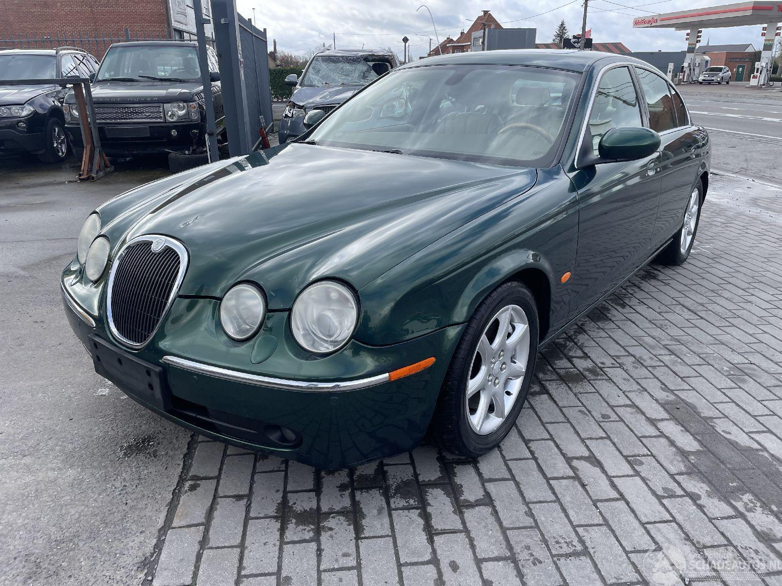 Jaguar S-type 2.7D V6