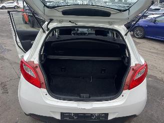 Mazda 2 1.4 B picture 21