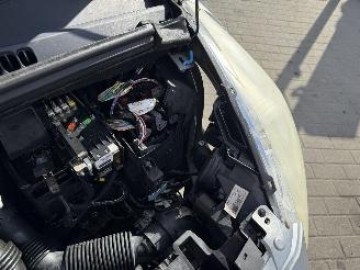 Peugeot 5008 1.6 HDI picture 16