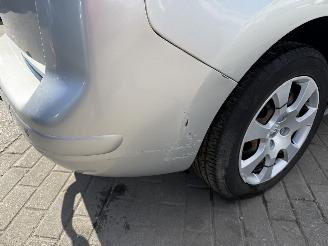 Peugeot 5008 1.6 HDI picture 12