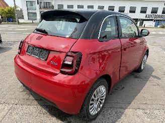 Fiat 500E RED ONE picture 4
