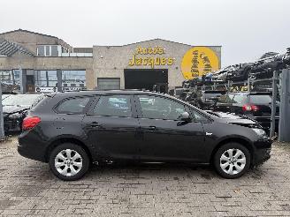  Opel Astra SPORTS TOURER 2016/2