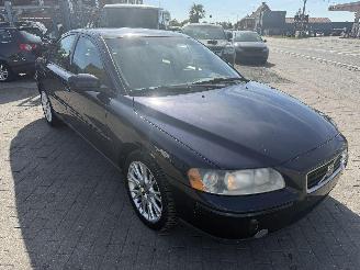 Volvo S-60 2.4D picture 7