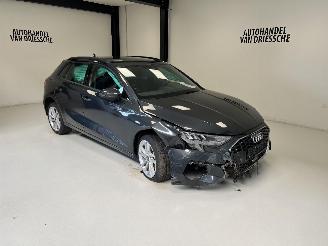 Damaged car Audi A3 PLUG IN HYBRIDE 2022/9