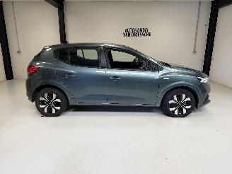 krockskadad bil auto Dacia Sandero LPG + BENZINE 2025/1