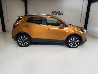uszkodzony samochody osobowe Opel Mokka COSMO 2017/2