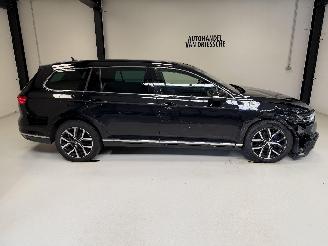 skadebil auto Volkswagen Passat GTE/ PLUG IN 2023/8