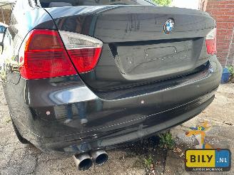 BMW 3-serie E90 325IX N52B25 Black- sapphire metallic picture 7