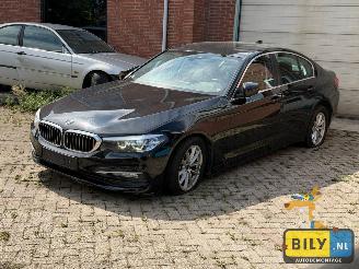  BMW 5-serie BMW G30 520D B47 black sapphire metallic 2017/1