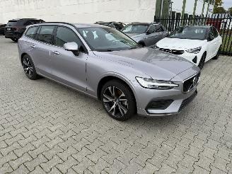 Volvo V-60 Volvo V60 B4 Kombi Core MildHybrid picture 3