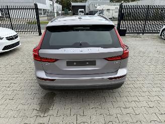 Volvo V-60 Volvo V60 B4 Kombi Core MildHybrid picture 5