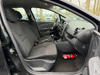 Renault Clio IV GRANDTOUR picture 22