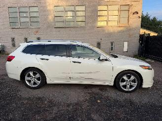 Schadeauto Honda Accord EXECUTIVE 2010/3