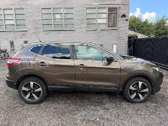  Nissan Qashqai 1.2 I 2015/10