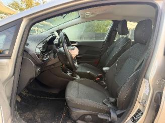 Ford Fiesta TITANIUM picture 19
