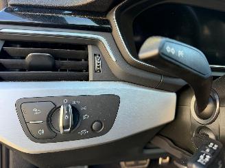 Audi A4 S LINE picture 33