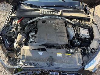 Audi A4 S LINE picture 9