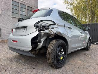 Peugeot 208 ALLURE picture 16