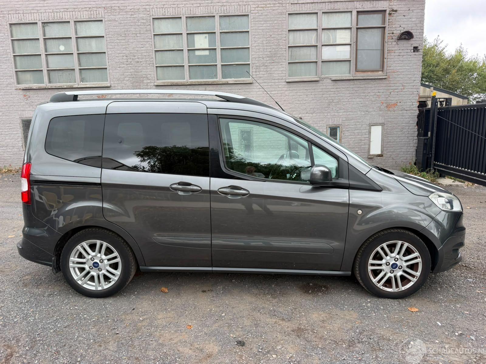 Ford Tourneo Courier TITA