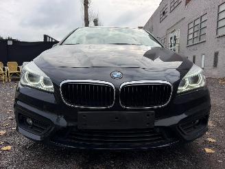 BMW 2-serie 216D picture 4