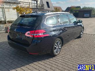 Peugeot 308  picture 4