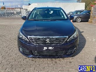 Peugeot 308  picture 2