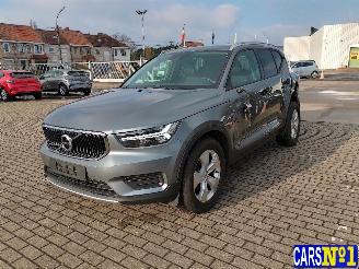 uszkodzony samochody osobowe Volvo XC40  2019/6
