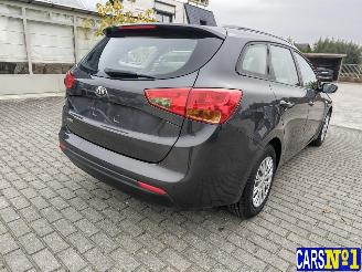 Kia Cee d SPORTSWAGON picture 4