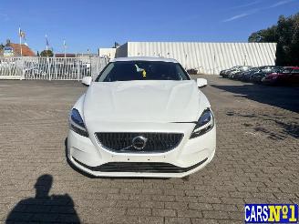škoda osobní automobily Volvo V-40  2017/10