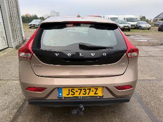 Volvo V-40 2.0 T2 Kinetic picture 4