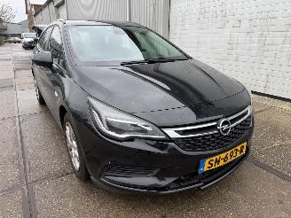 krockskadad bil auto Opel Astra 1.0 Online Edition 2018/5