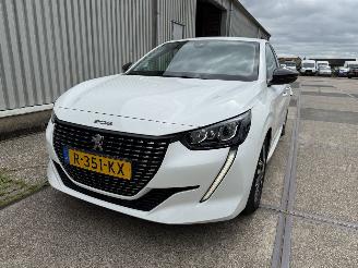  Peugeot 208 1.2 PureTech Allure 2022/9