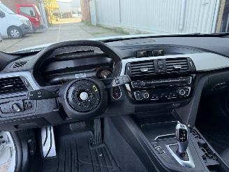 BMW 3-serie 330i Touring M-Sport picture 11