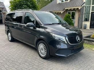 Schade bus Mercedes  EQV 300 LANG NAVI LED CAMERA 5 SITZ 2022/8