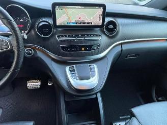 Mercedes  300 d Avantgarde AMG LINE 7 ZITS LED picture 9