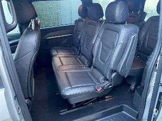 Mercedes  300 d Avantgarde AMG LINE 7 ZITS LED picture 11