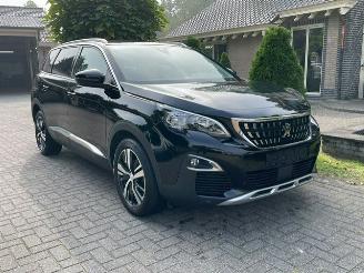 Tweedehands auto Peugeot 5008 1.2 PureTech Allure 2020/11