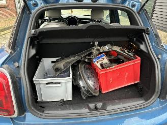 Mini Cooper AUTOMAAT 1.5 SPORT NAVI CLIMA CAMERA LEER B.J 07-2021 picture 13