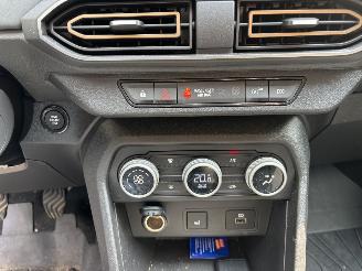 Dacia Sandero FACELIFT STEPWAY EXTREEM NAVI CLIMA CAMERA LED CRUISE B.J 2024 picture 13