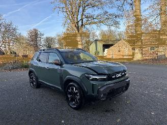 Unfallwagen Dacia Duster Duster HYBRIDE 1.6 AUTOMAAT NAVI CLIMA CAMERA VIRT DASH B.J 12-2024 2024/12