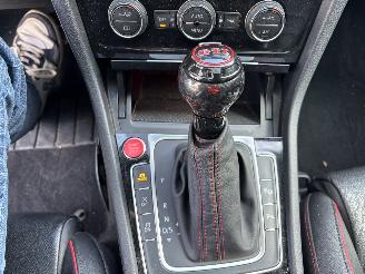 Volkswagen Golf GTI TCR 300 PK SPECIAL EDITION PANO LEER DYNO AUDIO NAVI CLIMA VIRT DASH B.J 2019 picture 26