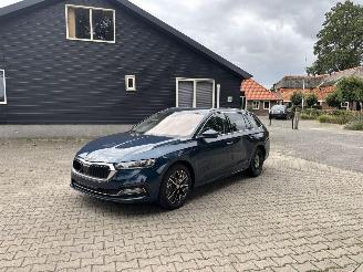  Skoda Octavia AUTOMAAT HYBRIDE NAVI CLIMA VIRT DASH CAMERA TREKHAAK LED B.J 12-2024 2024/12