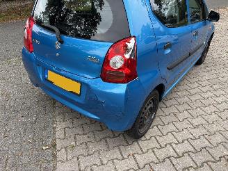Suzuki Alto 1.0 COMFORT PLUS AIRCO 5-DRS B.J 2010 PARKEERSCHADE picture 13