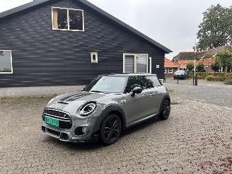 krockskadad bil auto Mini Cooper S 2.0 John Works Automaat Navi Clima Sport. B.J 05-2019 2019/5