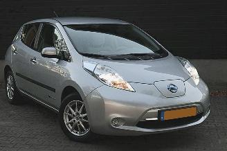 Nissan Leaf Navi Clima Camera lmv B.J 2012 geen schade picture 3