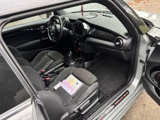 Mini Cooper S AUTOMAAT JOHN WORKS NAVI CLIMA SPORT B.J 2019 picture 12