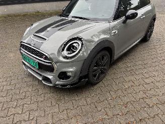 Mini Cooper S AUTOMAAT JOHN WORKS NAVI CLIMA SPORT B.J 2019 picture 21