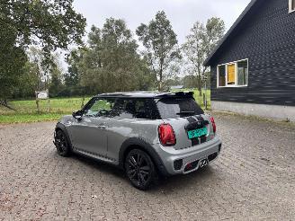 Mini Cooper S AUTOMAAT JOHN WORKS NAVI CLIMA SPORT B.J 2019 picture 2