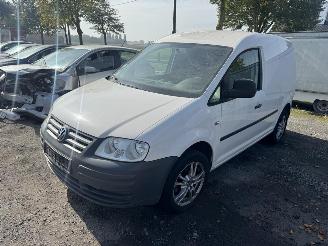 krockskadad bil auto Volkswagen Caddy  2009/10